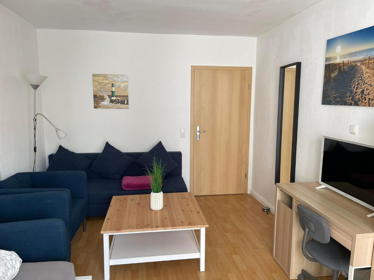 Top Lage In Rostock 3 Zimmer Wohnung Mit Bestem Ausblick Im 1 Og Rechts Екстериор снимка