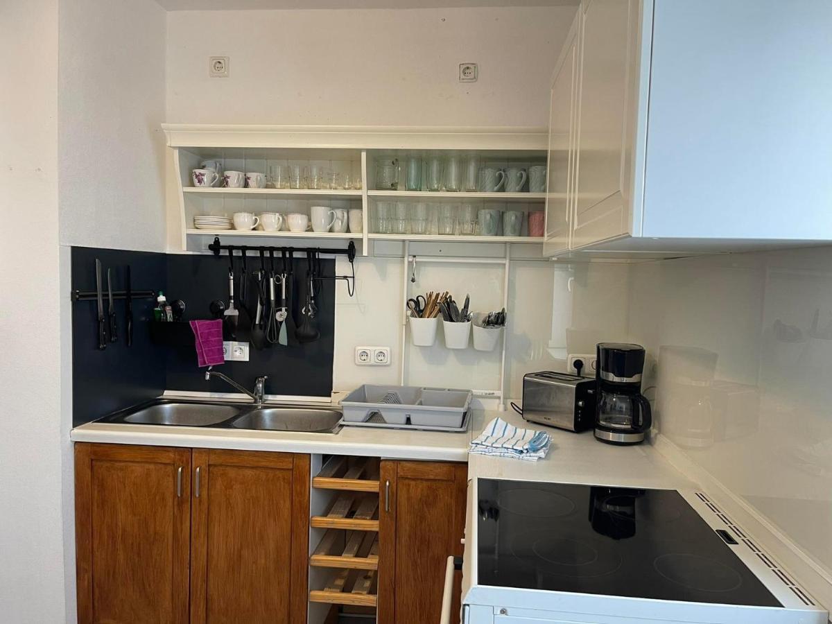 Top Lage In Rostock 3 Zimmer Wohnung Mit Bestem Ausblick Im 1 Og Rechts Екстериор снимка