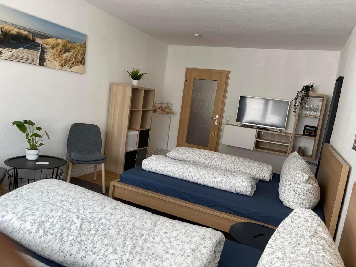 Top Lage In Rostock 3 Zimmer Wohnung Mit Bestem Ausblick Im 1 Og Rechts Екстериор снимка